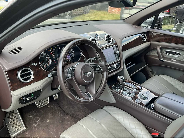 2017 bentley bentayga - afbeelding 11 van  56