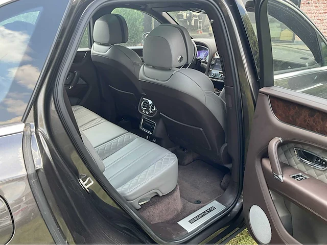 2017 bentley bentayga - afbeelding 41 van  56