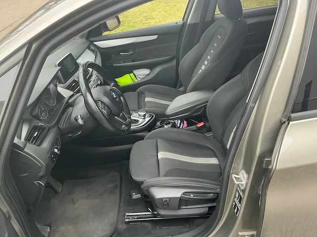 2017 bmw 216d - afbeelding 6 van  35