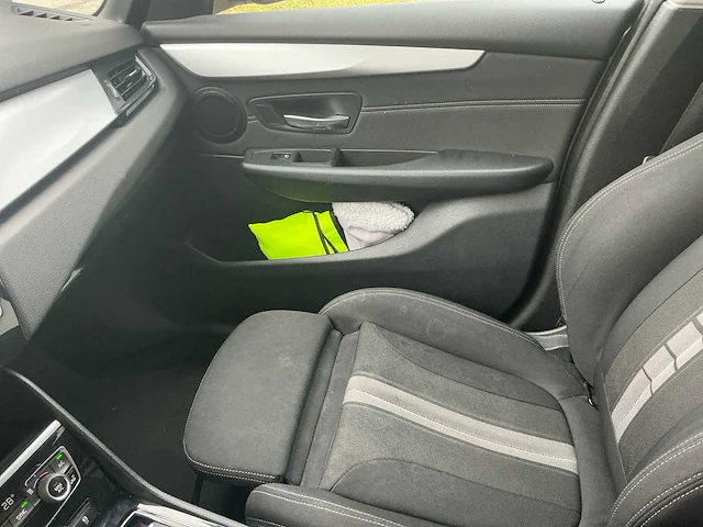 2017 bmw 216d - afbeelding 13 van  35