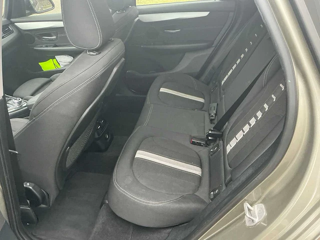 2017 bmw 216d - afbeelding 16 van  35