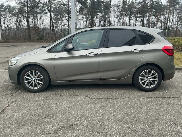 2017 bmw 216d - afbeelding 12 van  35