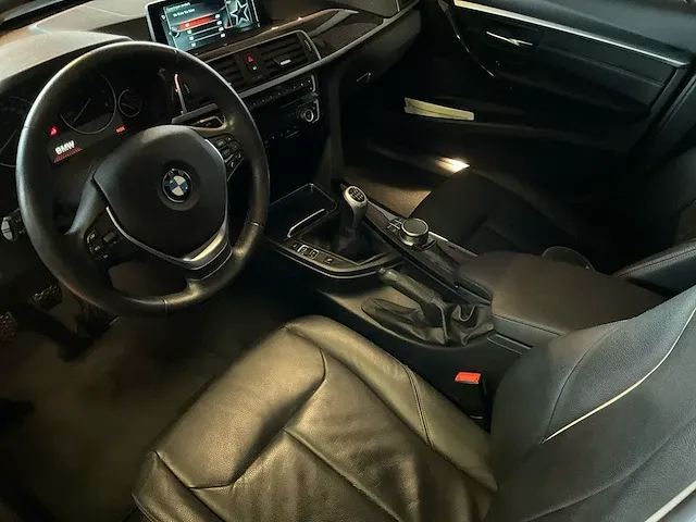 2017 bmw 318d personenauto - afbeelding 7 van  37