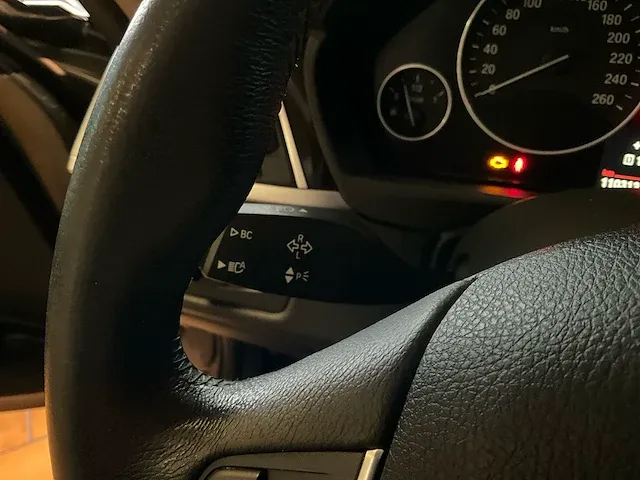 2017 bmw 318d personenauto - afbeelding 10 van  37