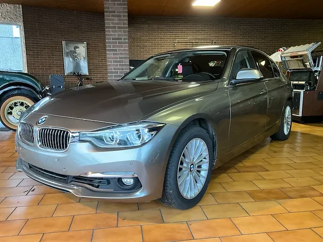 2017 bmw 318d personenauto - afbeelding 1 van  37