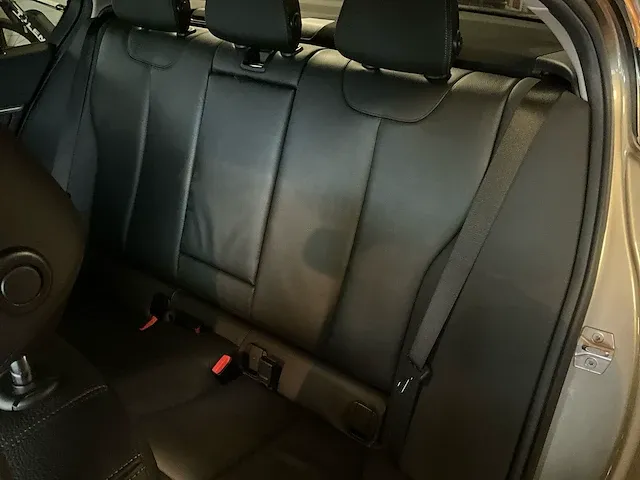 2017 bmw 318d personenauto - afbeelding 18 van  37