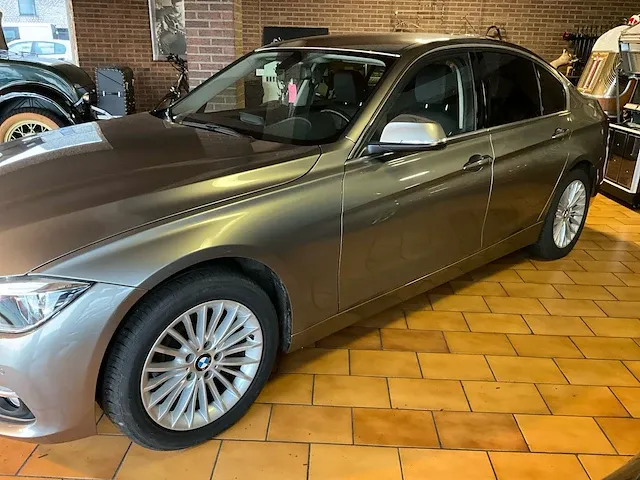 2017 bmw 318d personenauto - afbeelding 12 van  37
