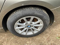 2017 bmw 318i personenauto - afbeelding 16 van  35