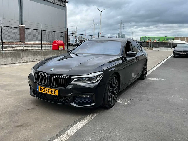 2017 bmw 740d xdrive personenauto - afbeelding 1 van  50