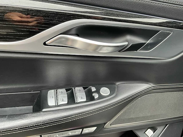 2017 bmw 740d xdrive personenauto - afbeelding 16 van  50