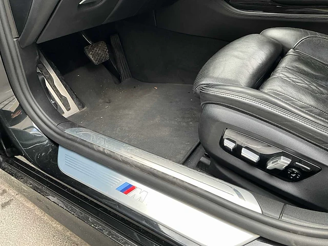 2017 bmw 740d xdrive personenauto - afbeelding 17 van  50
