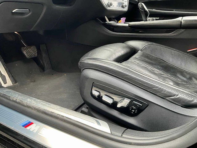 2017 bmw 740d xdrive personenauto - afbeelding 18 van  50