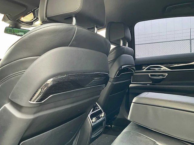 2017 bmw 740d xdrive personenauto - afbeelding 38 van  50