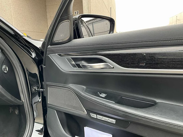 2017 bmw 740d xdrive personenauto - afbeelding 40 van  50