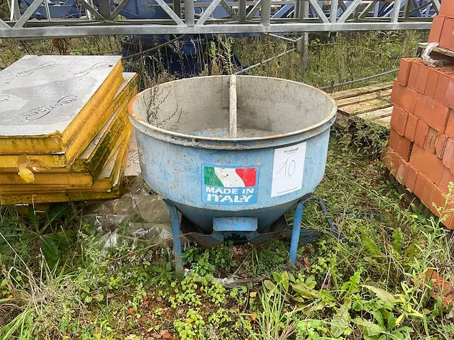 2017 boscaro c-30 betonkubel - afbeelding 2 van  4