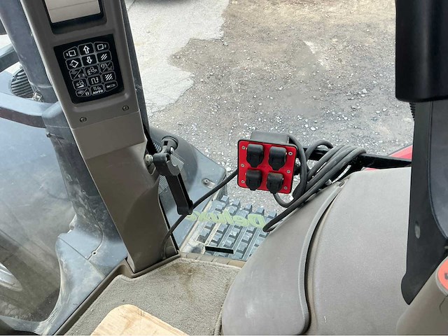 2017 case ih optum 270 cvt 4wd landbouwtractor - afbeelding 30 van  60