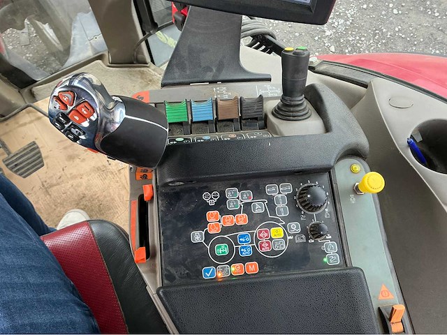 2017 case ih optum 270 cvt 4wd landbouwtractor - afbeelding 15 van  60