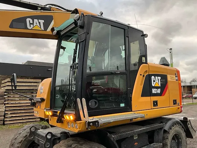 2017 caterpillar m314f banden graafmachine - afbeelding 40 van  40