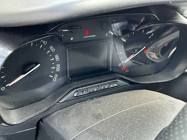 2017 citroën c3 hatchback 1.6d personenauto ongevalwagen - afbeelding 3 van  27