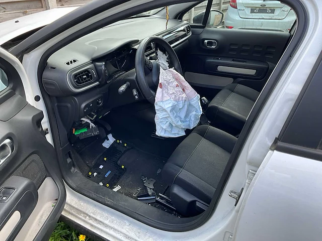 2017 citroën c3 hatchback 1.6d personenauto ongevalwagen - afbeelding 27 van  27