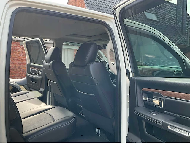 2017 dodge ram 1500 laramie - personenauto - afbeelding 53 van  84