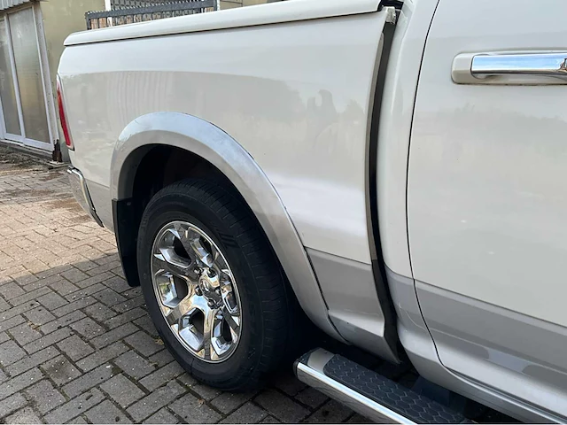 2017 dodge ram 1500 laramie - personenauto - afbeelding 70 van  84