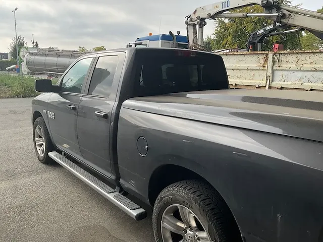 2017 dodge ram 1500 sport bedrijfswagen - afbeelding 8 van  14