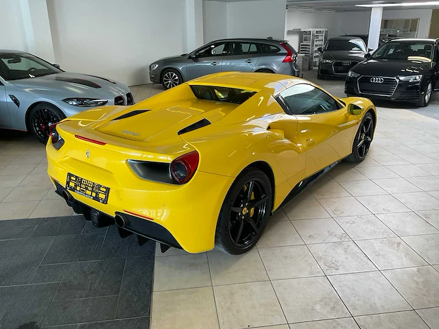 2017 ferrari 488 spider sportwagen - afbeelding 2 van  65