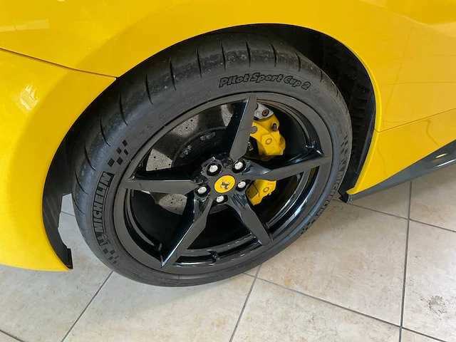 2017 ferrari 488 spider sportwagen - afbeelding 21 van  65