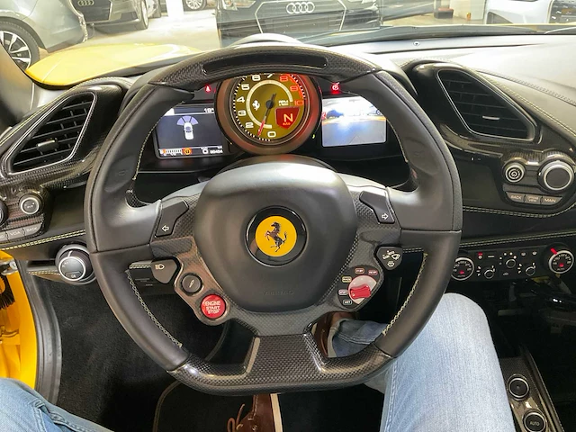 2017 ferrari 488 spider sportwagen - afbeelding 33 van  65