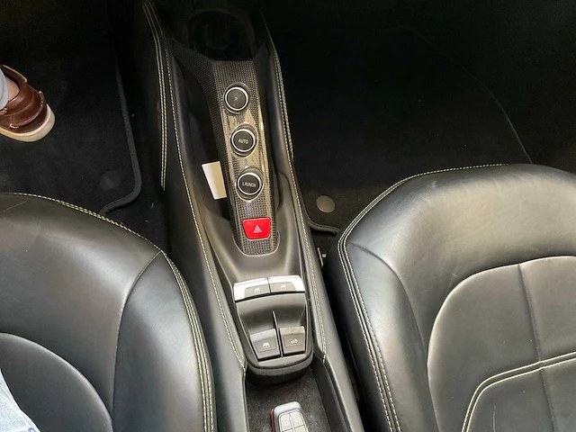 2017 ferrari 488 spider sportwagen - afbeelding 39 van  65