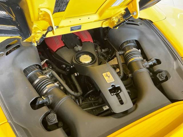 2017 ferrari 488 spider sportwagen - afbeelding 44 van  65