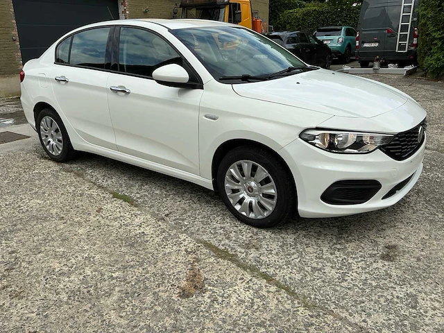 2017 fiat tipo benzine - afbeelding 1 van  28