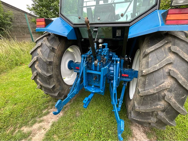 2017 ford 8340 - afbeelding 10 van  40