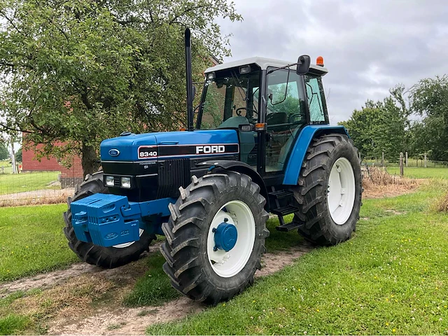 2017 ford 8340 - afbeelding 1 van  40