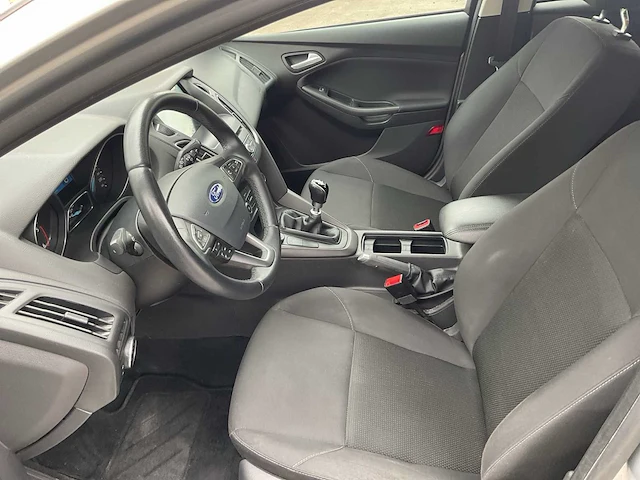 2017 ford focus 1.5tdci/airco euro 6b - afbeelding 13 van  26