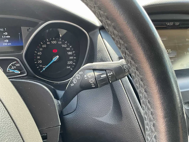 2017 ford focus personenauto - afbeelding 9 van  27