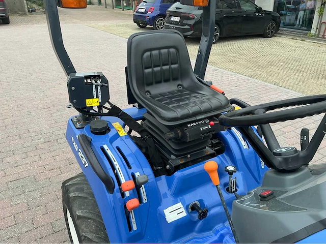 2017 iseki txg 237 tuintractor - afbeelding 10 van  30