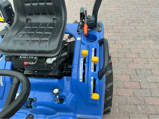 2017 iseki txg 237 tuintractor - afbeelding 14 van  30