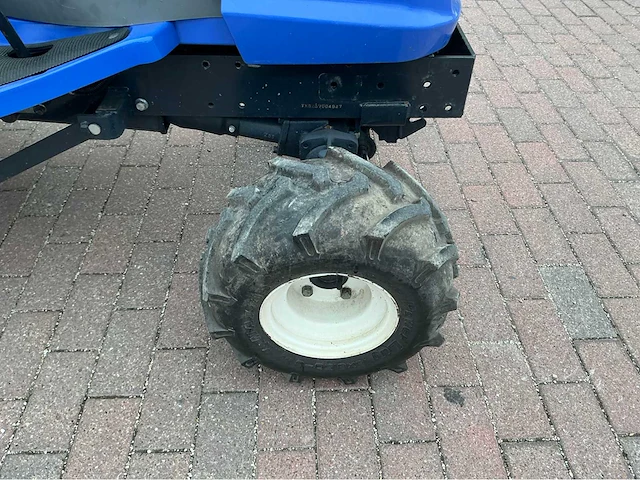 2017 iseki txg 237 tuintractor - afbeelding 17 van  30