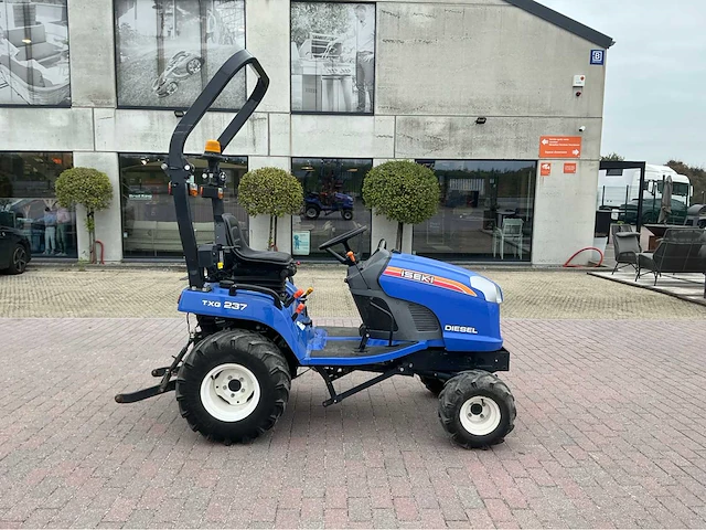 2017 iseki txg 237 tuintractor - afbeelding 27 van  30