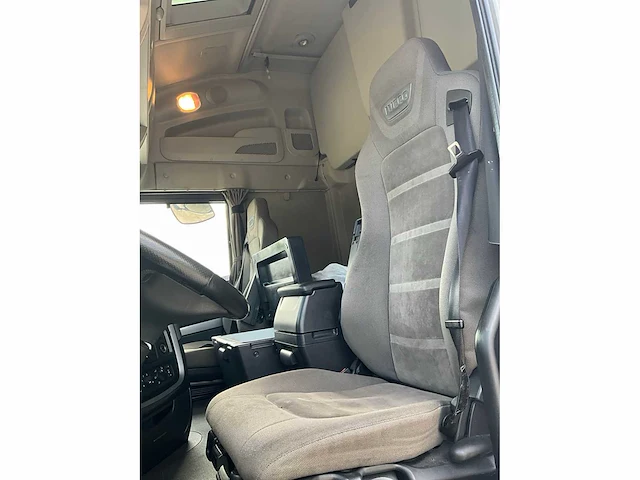 2017 iveco 480 stralis vrachtwagen - afbeelding 17 van  32