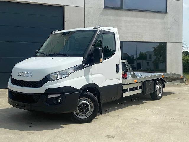 2017 iveco daily - depaneur - afbeelding 1 van  25