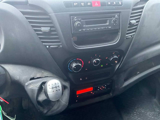 2017 iveco lichte vracht - 3l - afbeelding 26 van  49