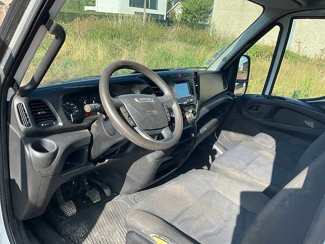 2017 iveco lichte vracht - afbeelding 20 van  44