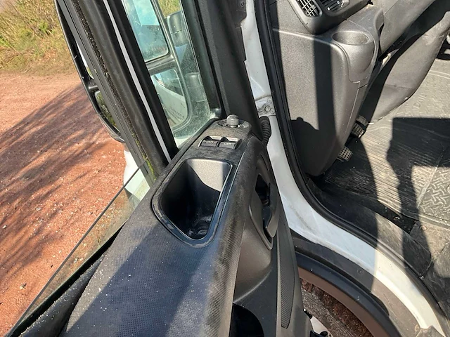 2017 iveco lichte vracht - afbeelding 21 van  44