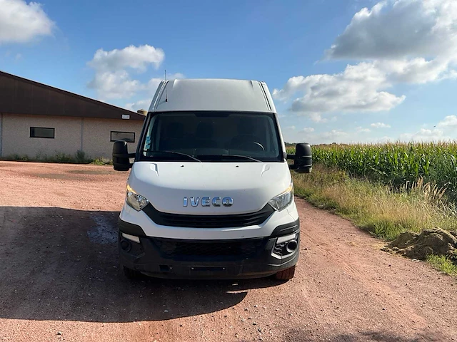 2017 iveco lichte vracht - afbeelding 23 van  44