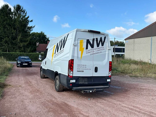 2017 iveco lichte vracht - afbeelding 43 van  44