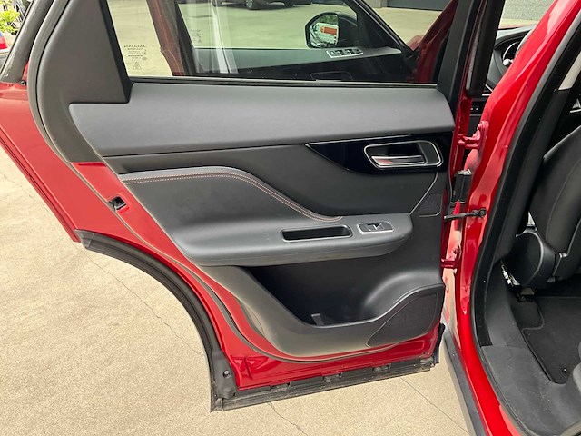 2017 jaguar f-pace 20d awd - afbeelding 19 van  49