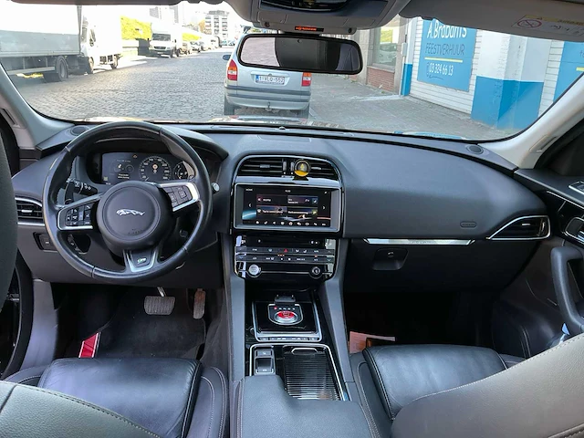 2017 jaguar f-pace personenauto's - afbeelding 9 van  26
